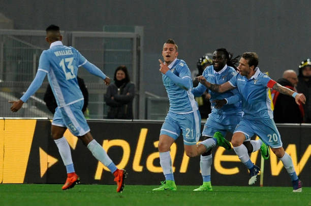 闹剧到与队 闹剧到与队